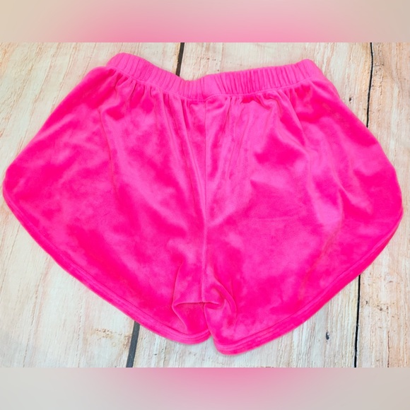 Tiger Friday Dancewear Velour Shorts Size AXS hot Punk Pink Luxe - Picture 2 of 4